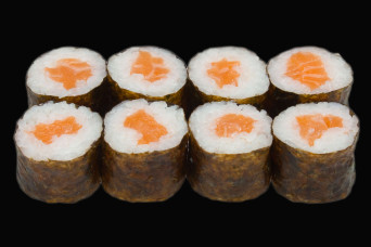 Макі з лососем