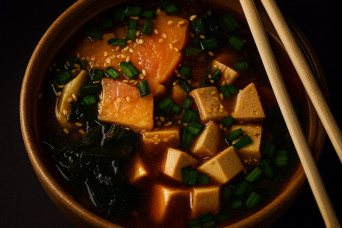 Місо суп з лососем